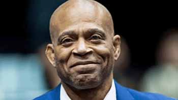 卡尔·加莱蒂为顶级摔跤手李·坎普写的销售信（标题+起始段）